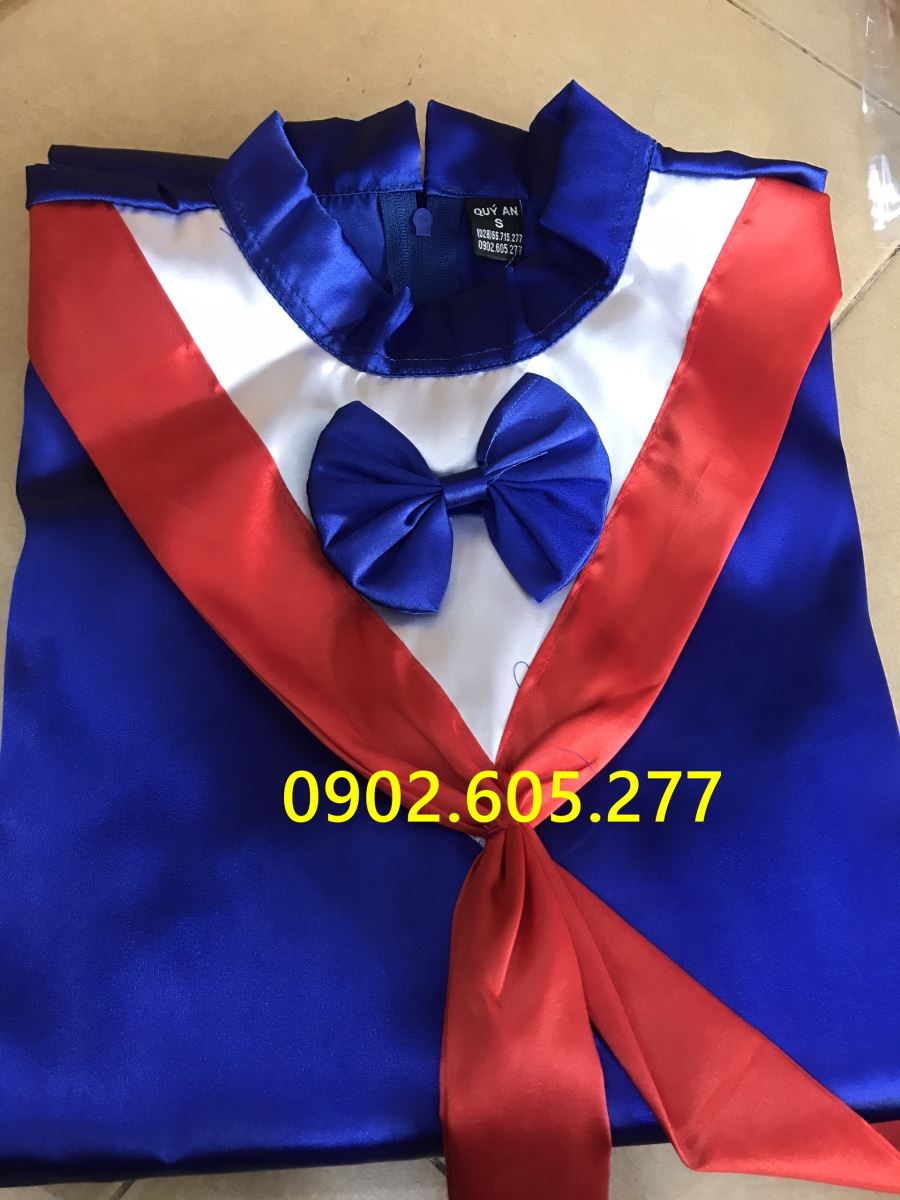 Áo cử nhân được sản xuất tại xưởng giá thành rẻ-sài gòn