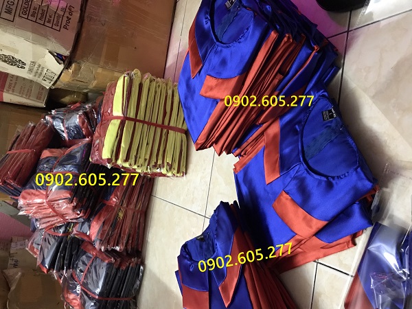 Mẫu sẵn cho thuê đồ tốt nghiệp tại xưởng may